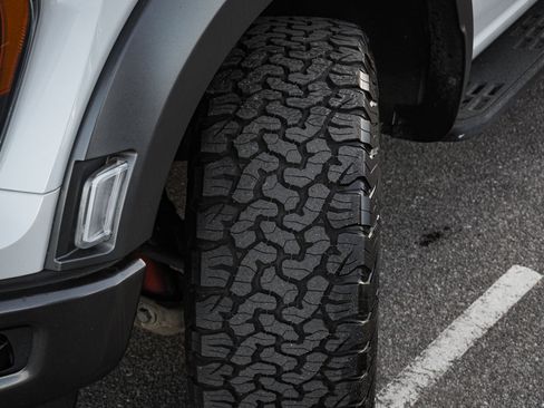 Used 2023 Ford F150 Raptor w/ Raptor Carbon Fiber Package image 13