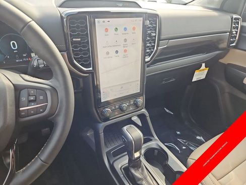 New 2025 Ford Ranger Lariat w/ FX4 Off-Road Package AWD/4WD image 18