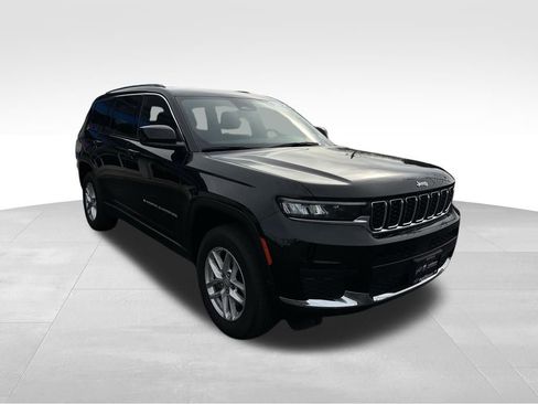 Used 2024 Jeep Grand Cherokee L Laredo AWD/4WD image 8