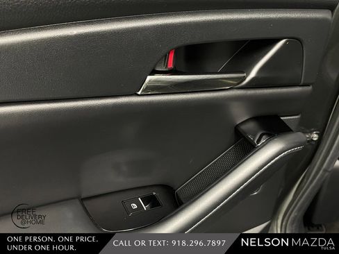 Used 2022 MAZDA CX-30 AWD 2.5 S w/ Preferred Package image 37