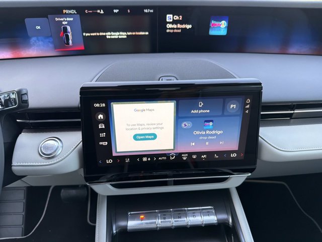 New 2026 Lincoln Nautilus Premier w/ Jet Appearance Package AWD/4WD image 27