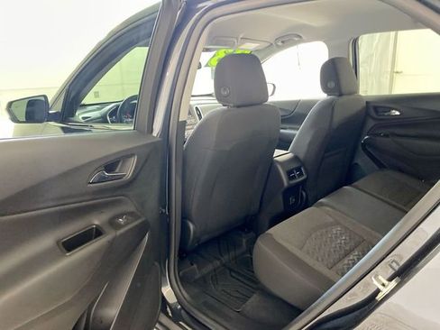 Used 2023 Chevrolet Equinox LT image 23