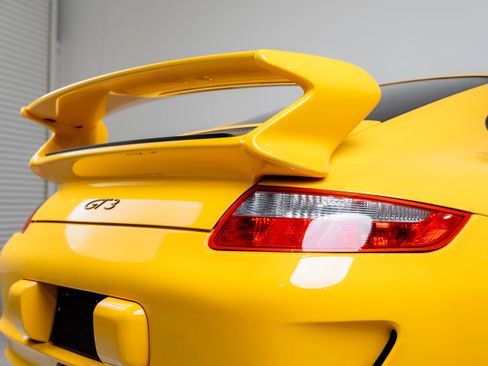 Used 2007 Porsche 911 GT3 RWD image 46