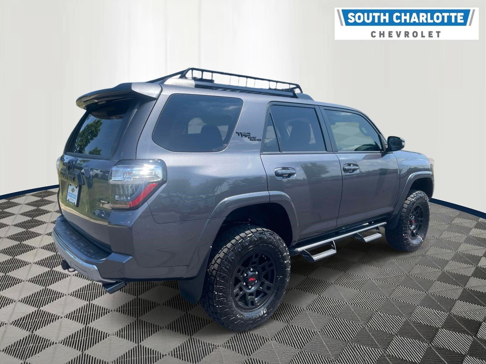 Used 2023 Toyota 4Runner TRD Off-Road Premium w/ Moonroof Package AWD/4WD image 4