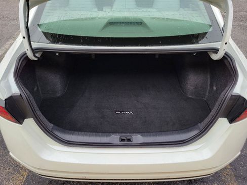 Used 2023 Nissan Altima 2.5 SV FWD image 26