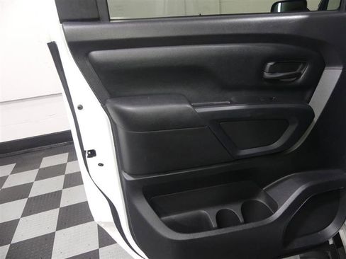 Used 2022 Nissan Titan S w/ S Utility Package image 22