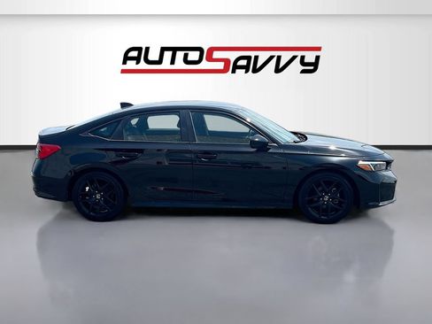 Used 2025 Honda Civic Sport image 8