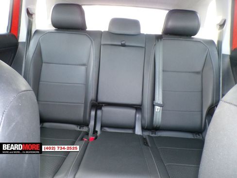 Used 2019 Volkswagen Tiguan SE image 17