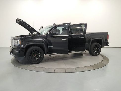 Used 2017 GMC Sierra 1500 Denali w/ Denali Ultimate Package AWD/4WD image 13