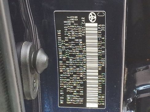 Used 2022 Toyota Corolla LE image 26