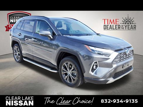 Used 2023 Toyota RAV4 Limited AWD/4WD image 9