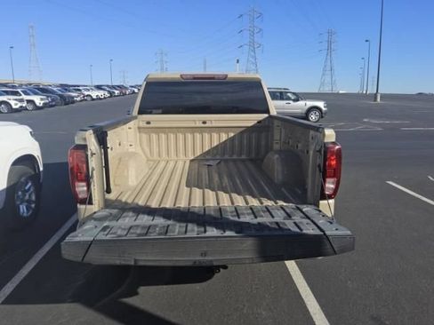 Used 2022 GMC Sierra 1500 Elevation AWD/4WD image 9