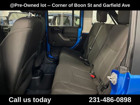 Used 2016 Jeep Wrangler Unlimited Sport w/ Mopar Black Appearance Group AWD/4WD image 21