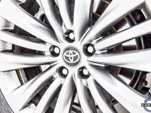 Used 2023 Toyota Highlander Platinum image 38