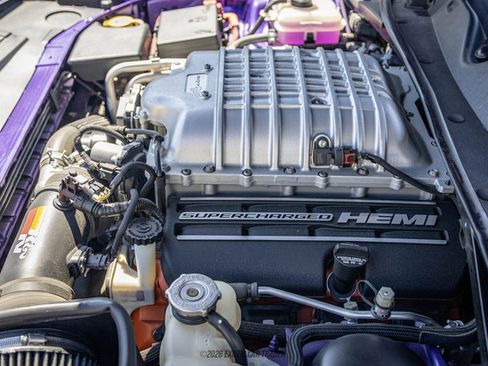 Used 2016 Dodge Challenger SRT Hellcat RWD image 20