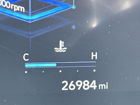 Used 2022 Hyundai Santa Cruz SEL Premium image 27