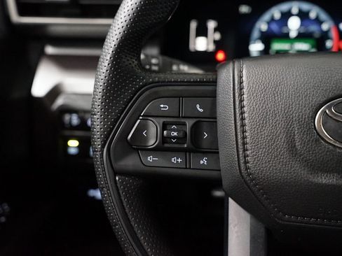 Certified 2025 Toyota Tacoma SR5 RWD image 15