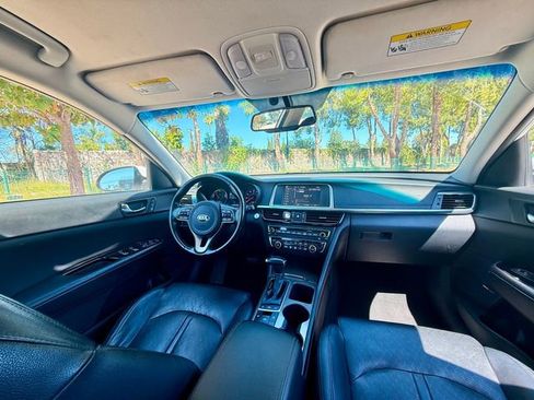 Used 2018 Kia Optima EX image 22