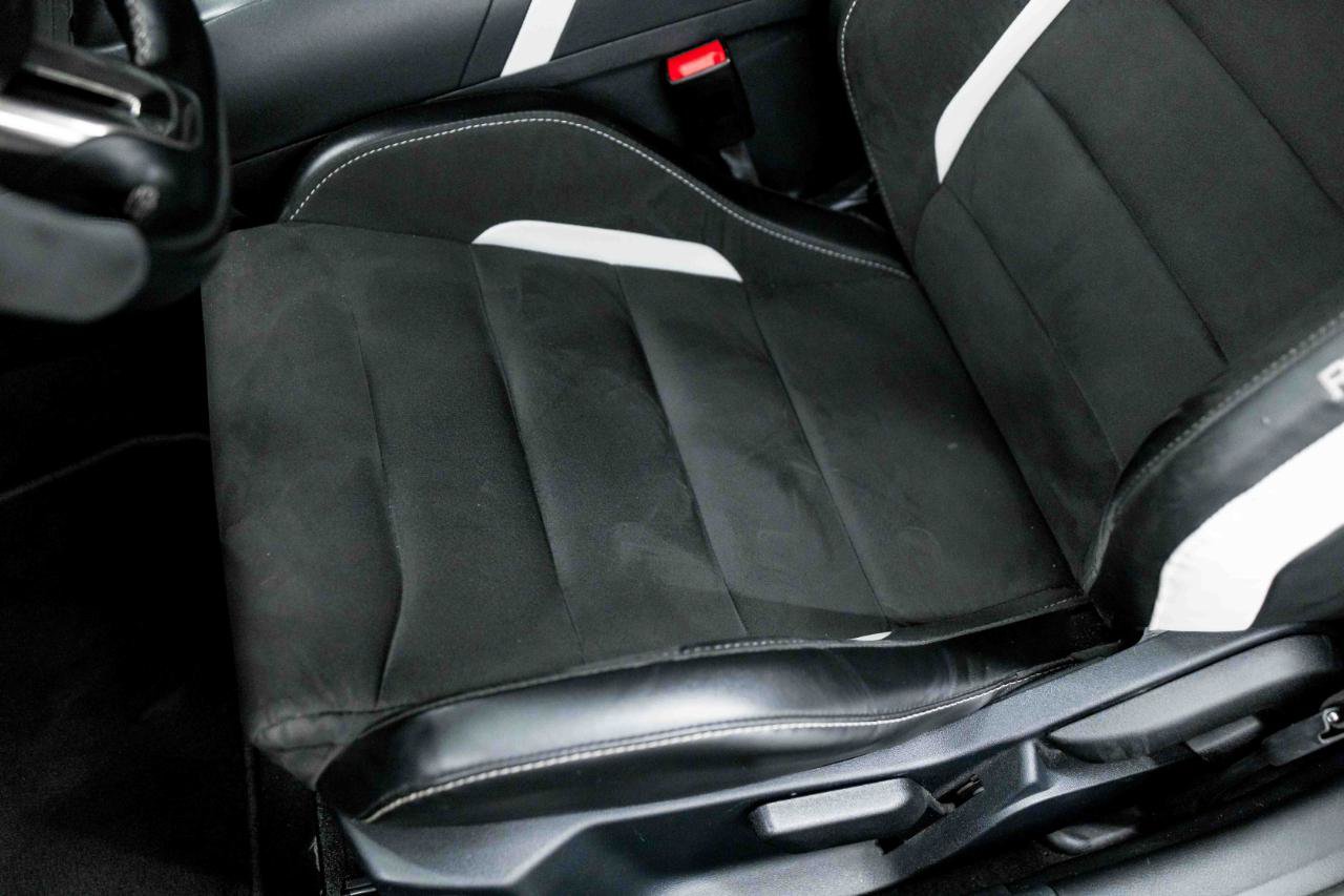 Used 2021 Ford Mustang Shelby GT500 w/ Carbon Fiber Track Pack RWD image 53