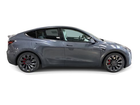 Certified 2023 Tesla Model Y Performance AWD/4WD image 7
