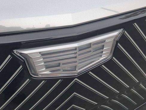 New 2025 Cadillac Lyriq Luxury image 8