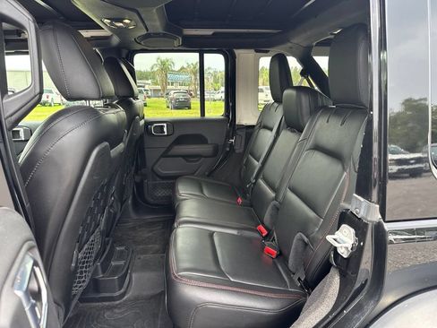 Used 2021 Jeep Wrangler Unlimited Rubicon AWD/4WD image 12