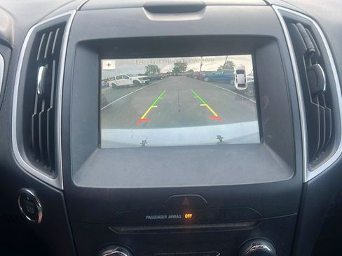Used 2018 Ford Edge SEL w/ Equipment Group 201A AWD/4WD image 23