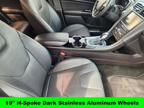 Used 2016 Ford Fusion Titanium FWD image 14