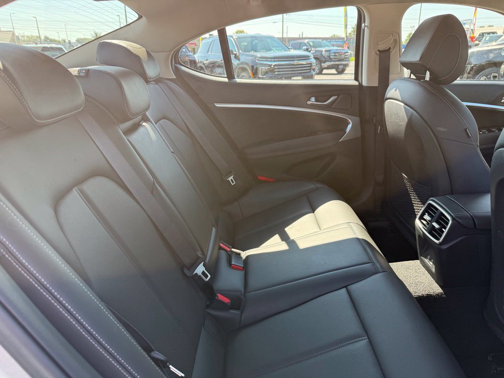 Used 2026 Genesis G70 2.5T AWD/4WD image 16