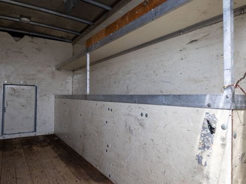 Used 2014 Chevrolet Express 3500 image 19