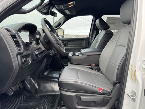 New 2026 RAM 2500 Tradesman w/ Chrome Appearance Group image 24