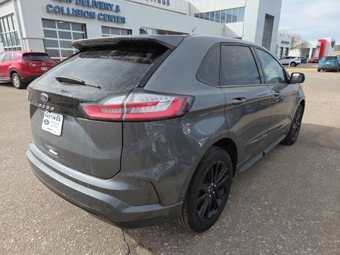 Used 2024 Ford Edge ST-Line image 6