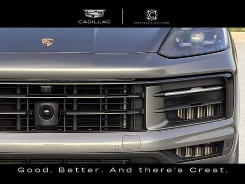 Used 2024 Porsche Cayenne S AWD/4WD image 8