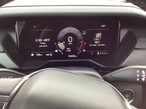 Used 2024 GMC Acadia AT4 w/ Luxury Package image 21