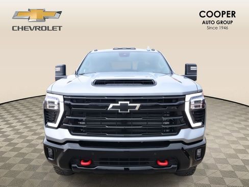 New 2026 Chevrolet Silverado 2500 LTZ w/ LTZ Plus Package AWD/4WD image 10