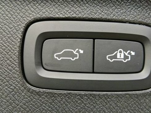 Used 2023 Volvo XC90 B5 Plus w/ Protection Package Premier AWD/4WD image 53