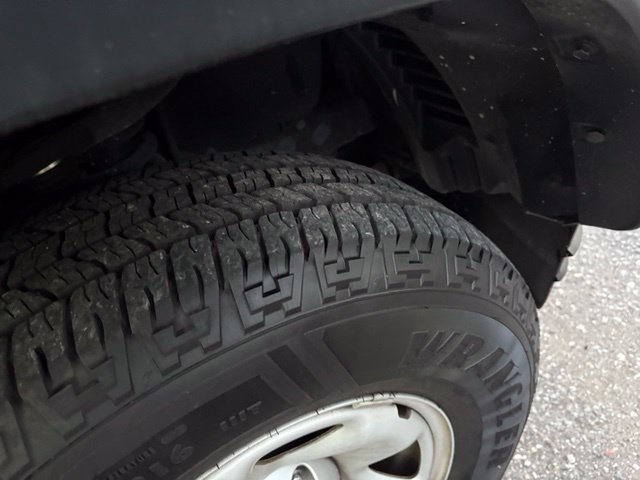 Used 2019 Toyota Tacoma SR w/ SR Convenience Package RWD image 35