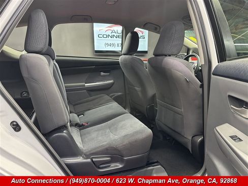Used 2014 Toyota Prius V Three FWD image 8