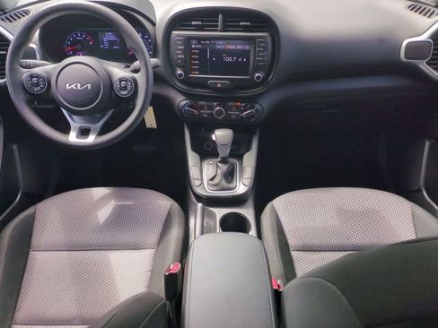 Used 2022 Kia Soul LX w/ Technology Package image 22