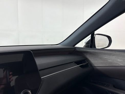 Used 2023 Lexus RX 350 350 Luxury w/ Accessory Package (Z1) image 16