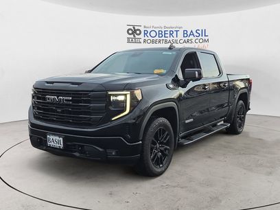 Used 2023 GMC Sierra 1500 Elevation w/ Preferred Package