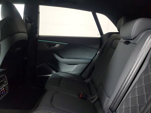 Used 2025 Audi SQ8 Prestige w/ Prestige Package AWD/4WD image 11