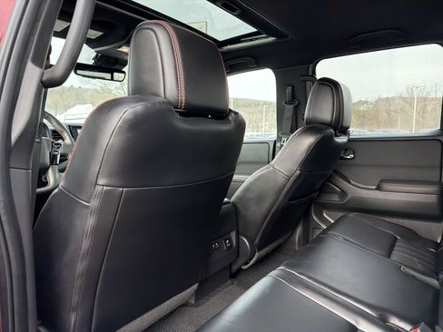 Used 2024 Nissan Frontier PRO-4X w/ Pro Premium Package image 30