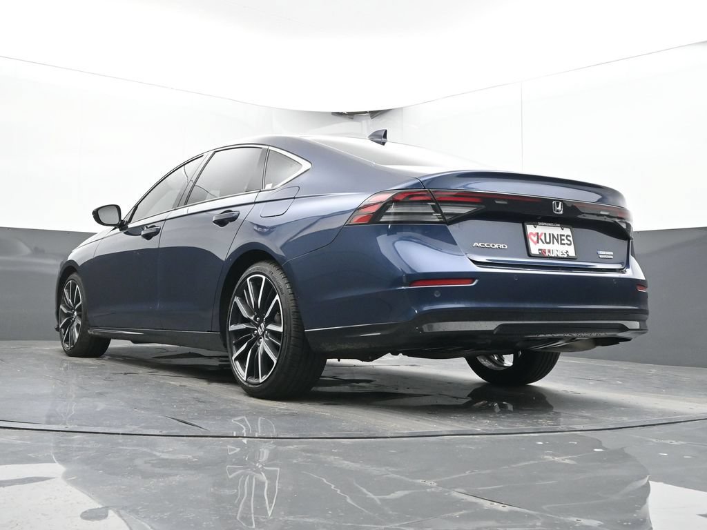 Used 2025 Honda Accord Touring image 29