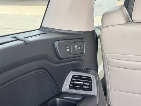 New 2026 Honda Odyssey Touring image 33