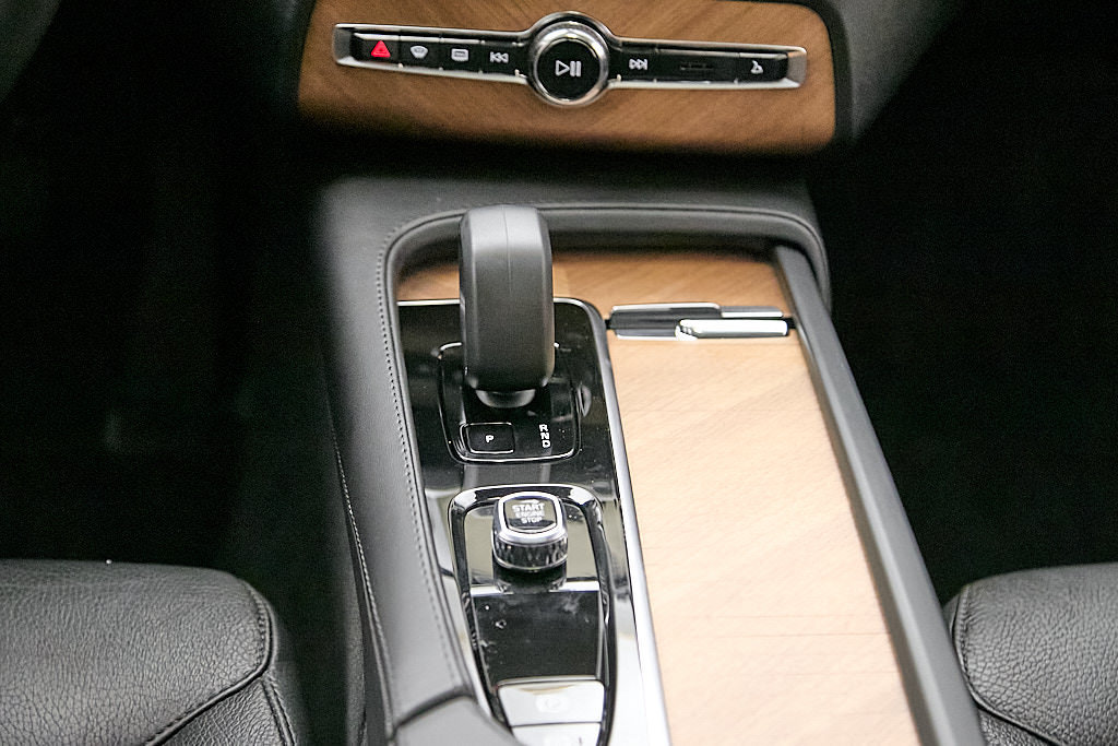 Certified 2023 Volvo XC90 T8 Plus w/ Protection Package AWD/4WD image 34