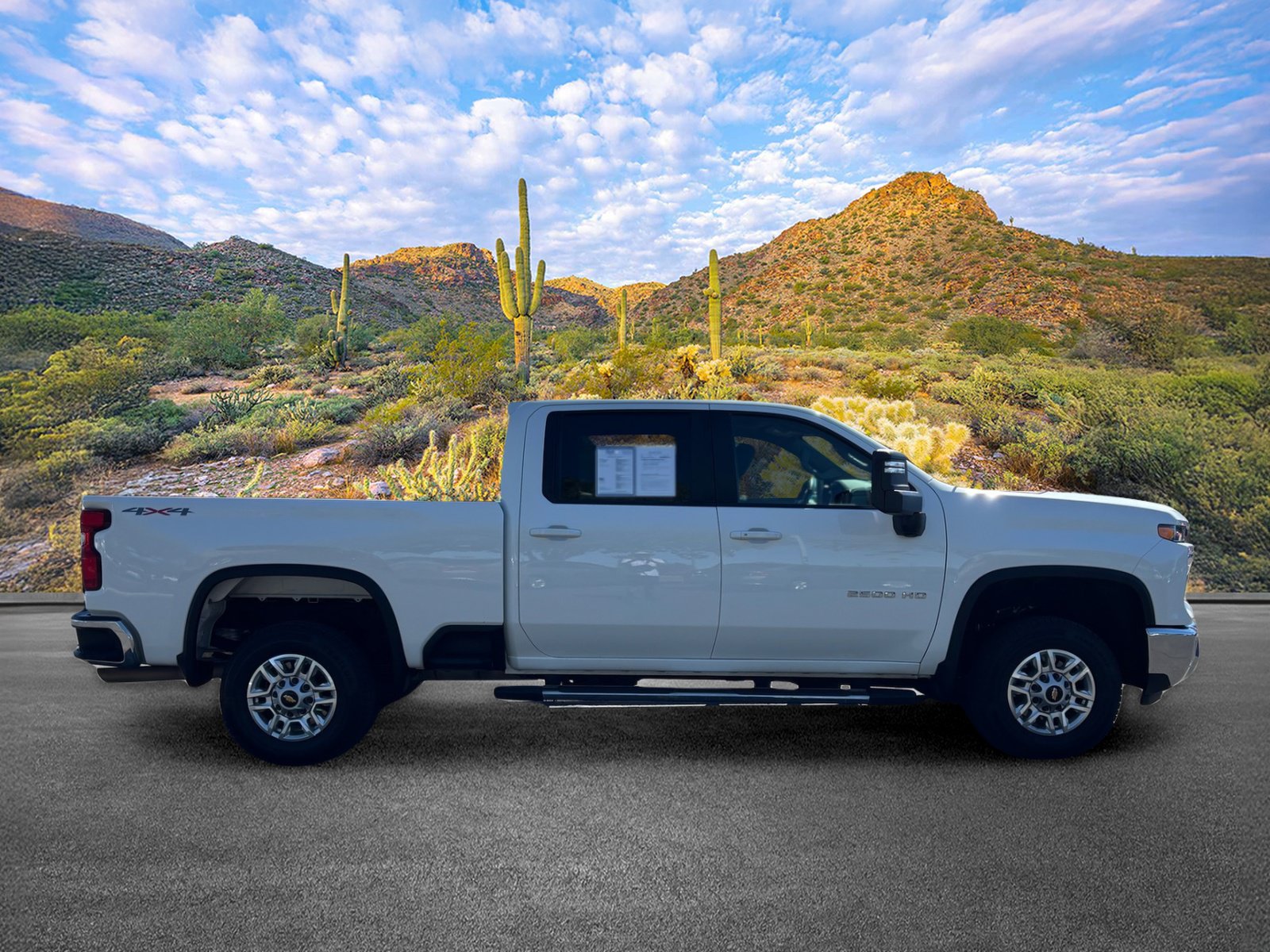 Used 2025 Chevrolet Silverado 2500 LT w/ Convenience Package AWD/4WD image 3