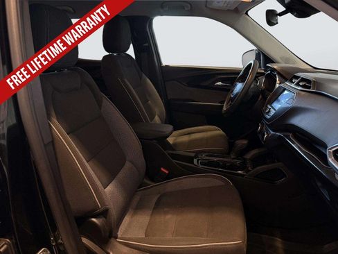 Used 2022 Chevrolet TrailBlazer LT FWD image 33