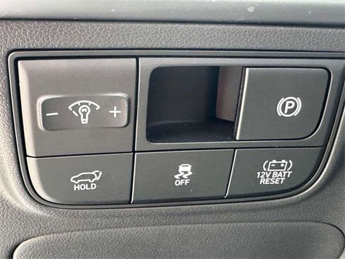 Certified 2025 Hyundai Tucson SEL image 21