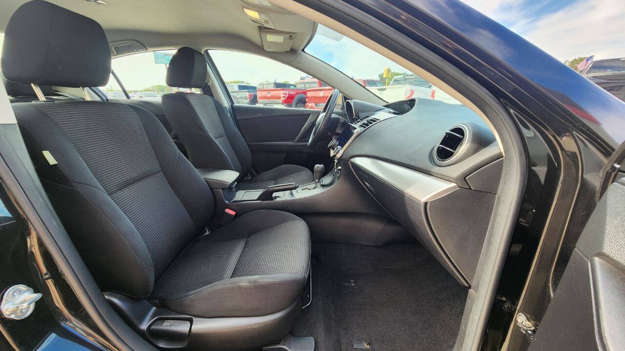 Used 2013 MAZDA MAZDA3 i Sport FWD image 15